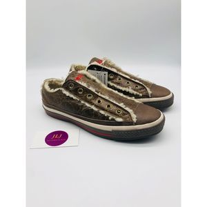 ladies leather converse